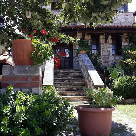 Villa Andromeda Stone House *
