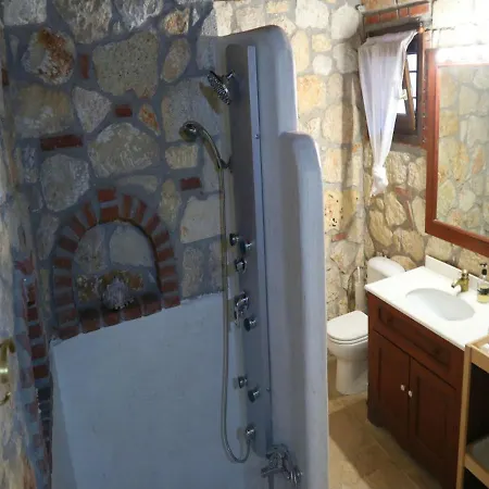 Andromeda Stone House * Psakoudia